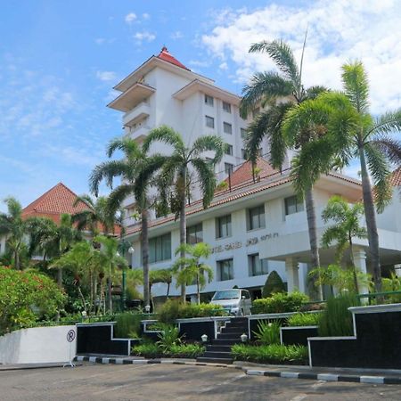 Hotel Sahid Jaya Solo Exterior foto