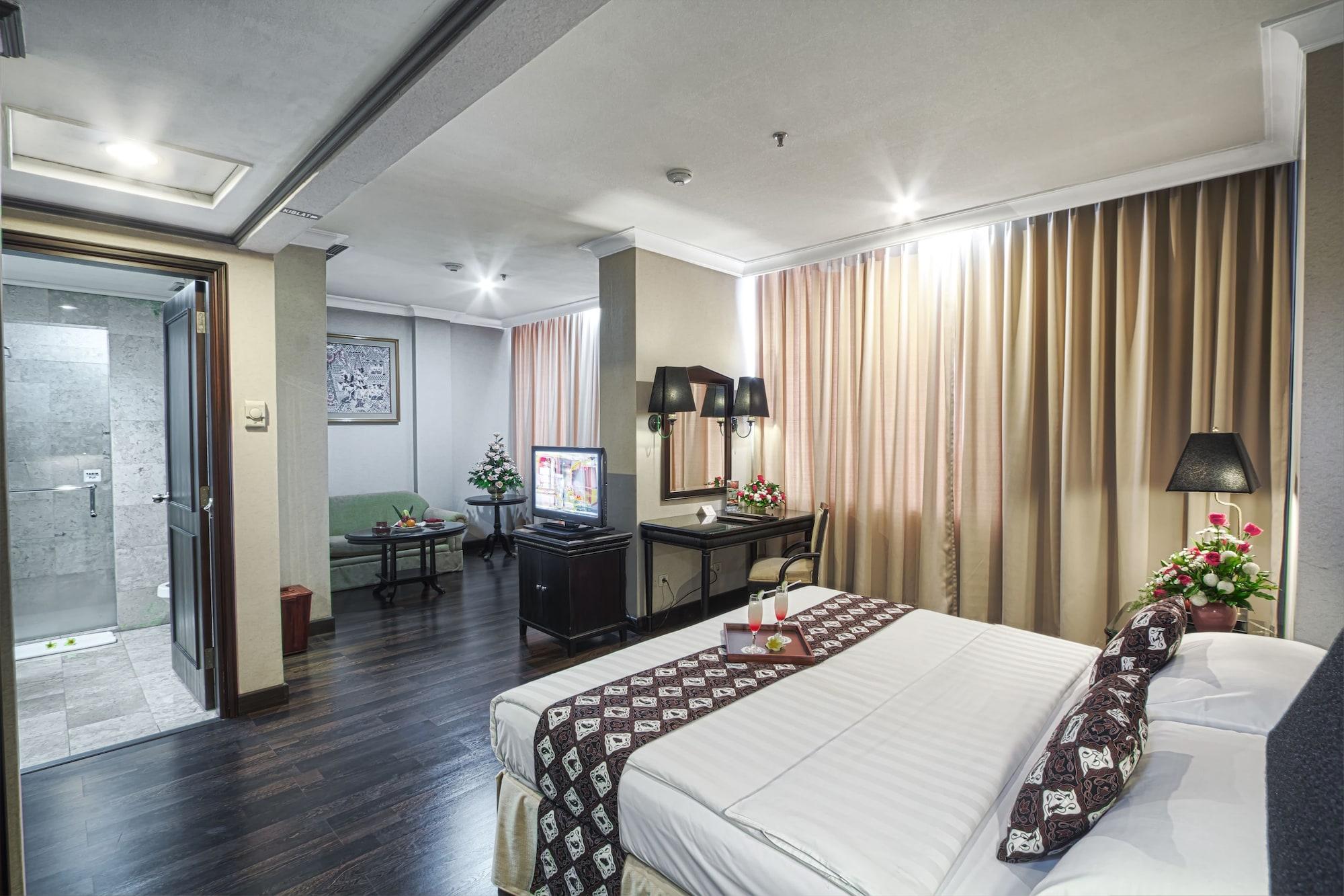 Hotel Sahid Jaya Solo Exterior foto