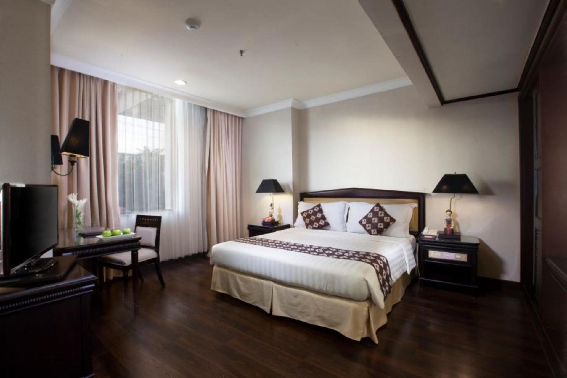 Hotel Sahid Jaya Solo Exterior foto